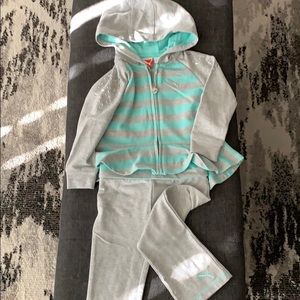 NWOT Puma little girls outfit. 2T